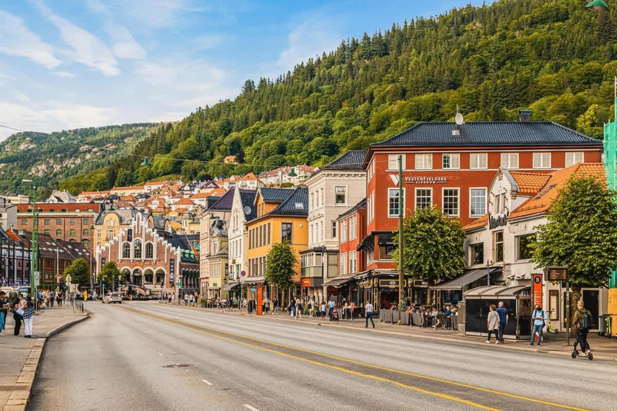 Dinbnb Apartments I 350M To Bryggen I Renovated 2023 I Quiet Top Apart Bergen Exterior foto